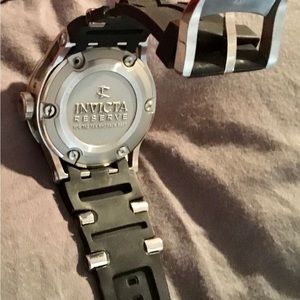 Invictav Reserve Venom Men’s Watch